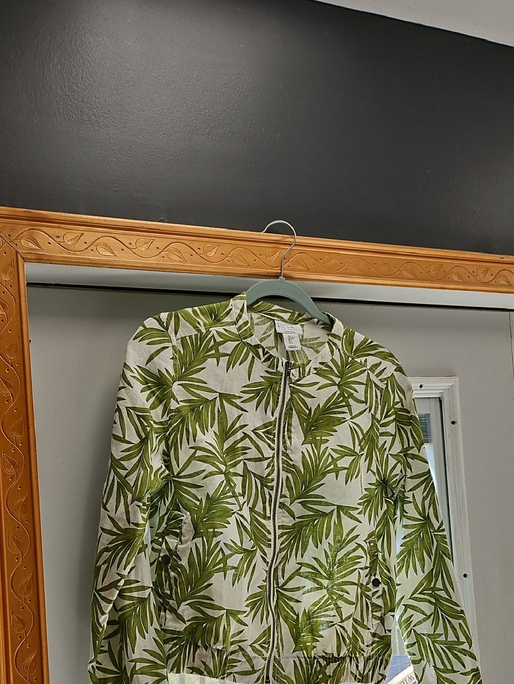 Leaf-Print Green Bomber Jacket - nicole miller